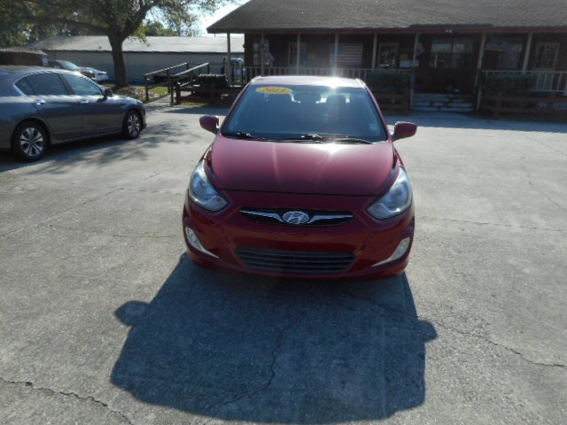 photo of 2013 HYUNDAI ACCENT GLS 4 DOOR SEDAN